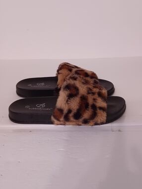 NWOT Women BOBBIEBROOKS Slide Leopard Print Slip-on Shoes No Back Size 6-7